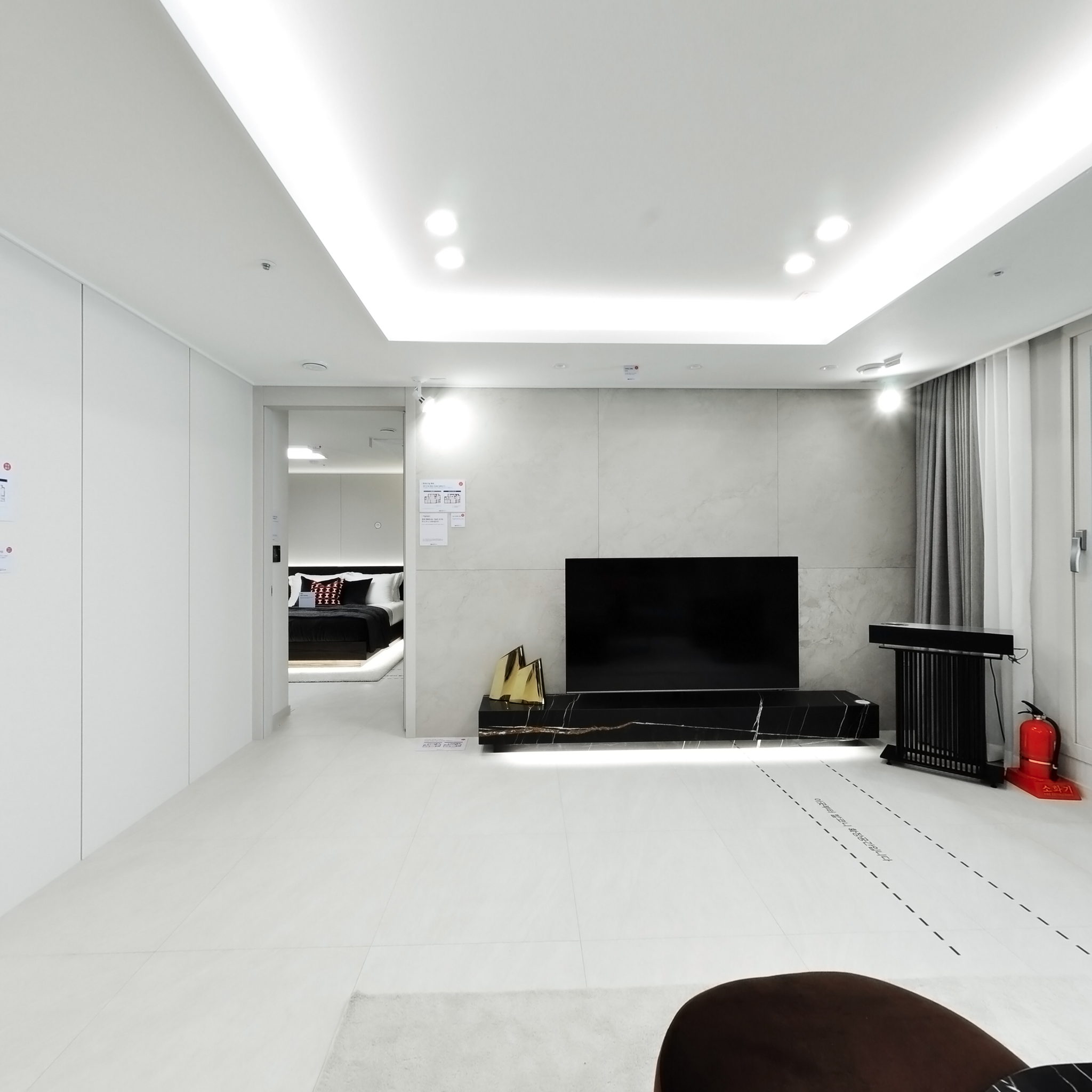 휴먼빌 84D 공식 VR 실제 거실 장면